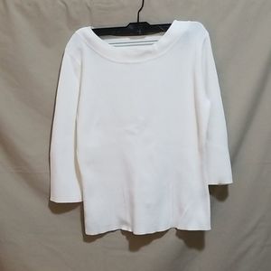 Dress Barn Women’s Long Sleeve Sweater Size M